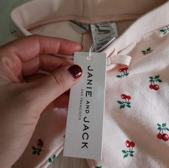 *NWT* Janie & Jack Cherry Sweatpants - Picture 3 of 4